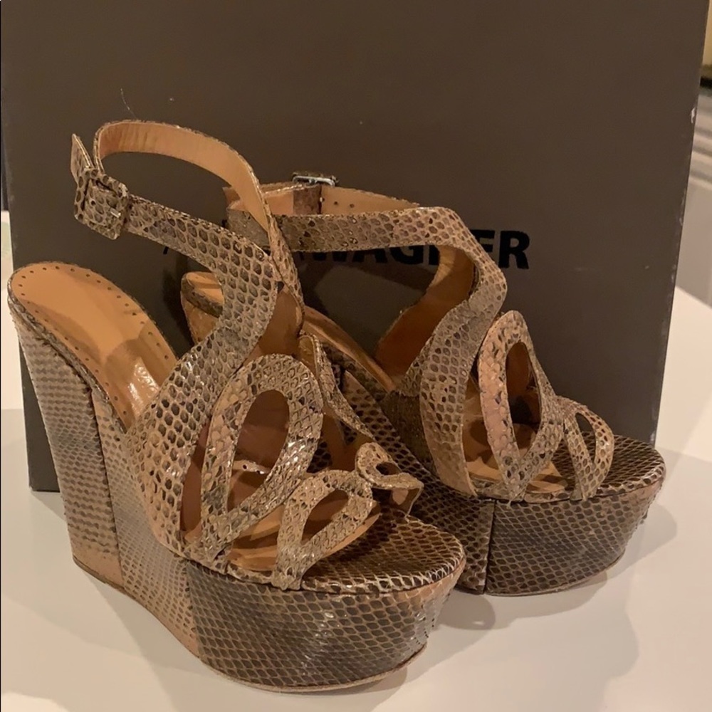 Alexa Wagner Veraz Sandal size 39
